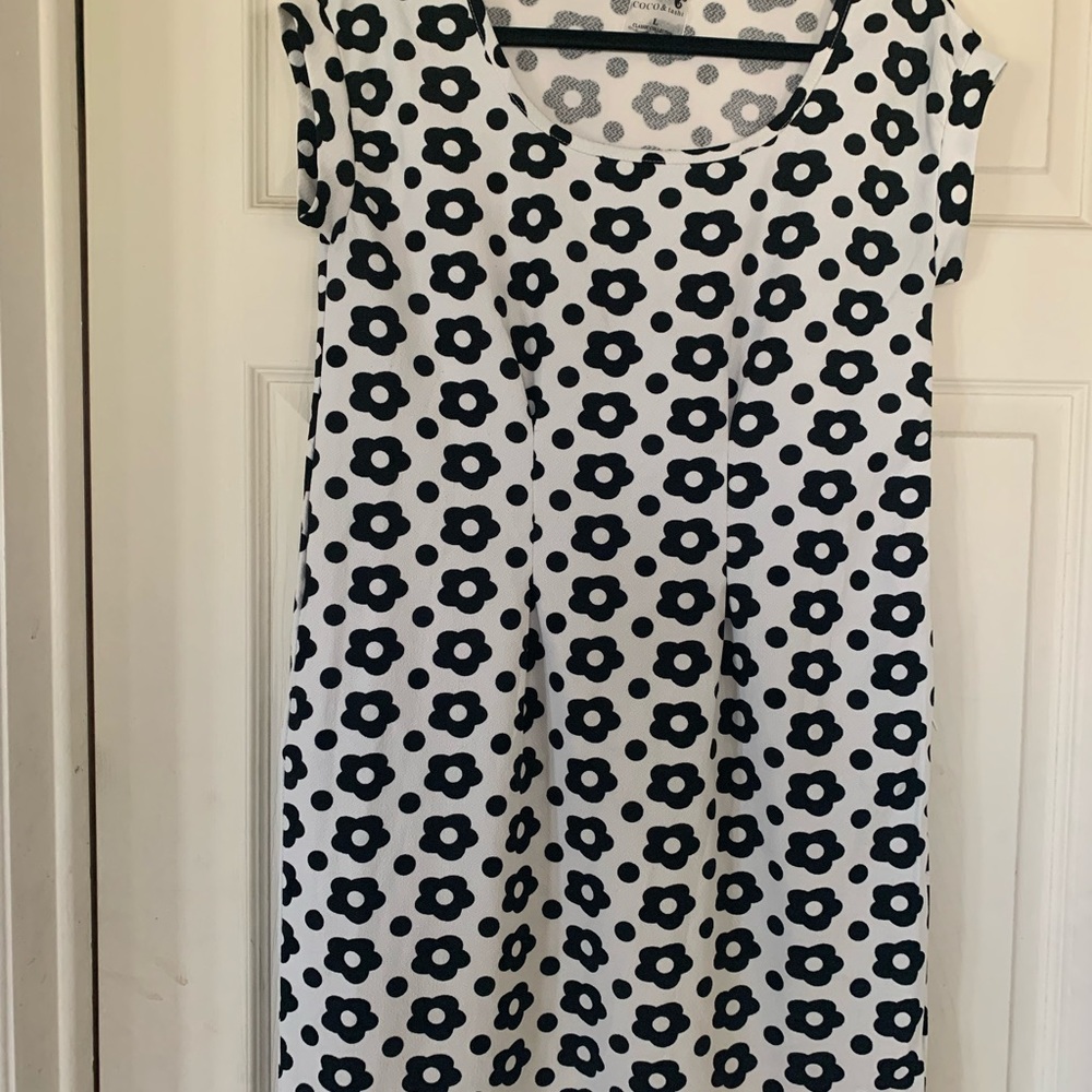 Gorgeous black and white dress by Coco & Tashi
